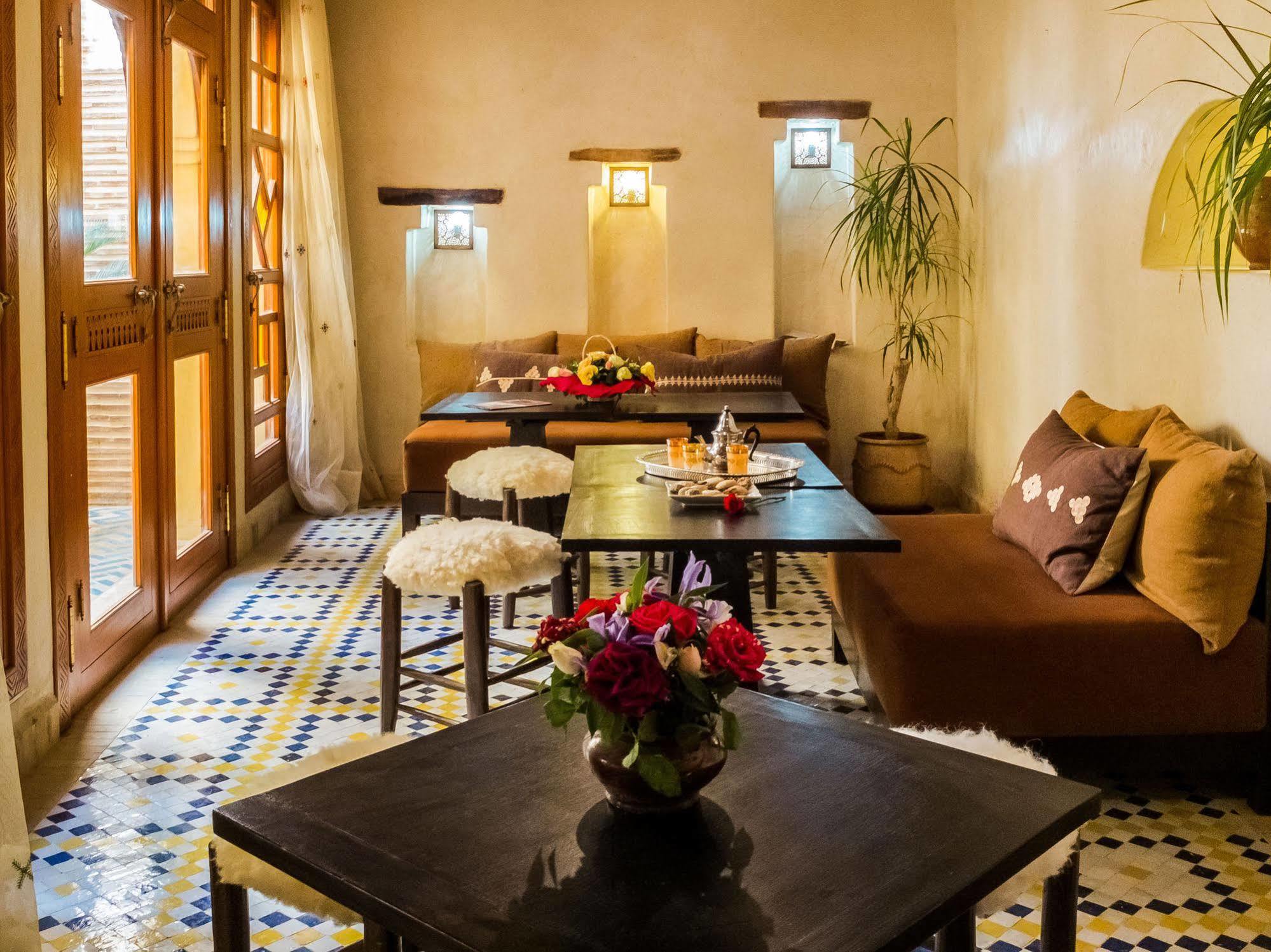 Riad Tigmi Kenza Tiznit Bagian luar foto